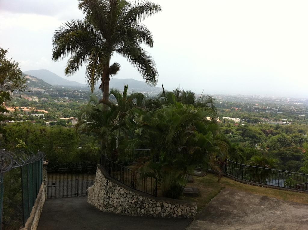 Hill Top Kingston Jamaica المظهر الخارجي الصورة